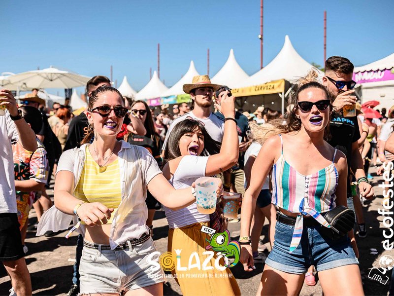 Los vasos reutilizables vuelven al Solazo Fest de Almería