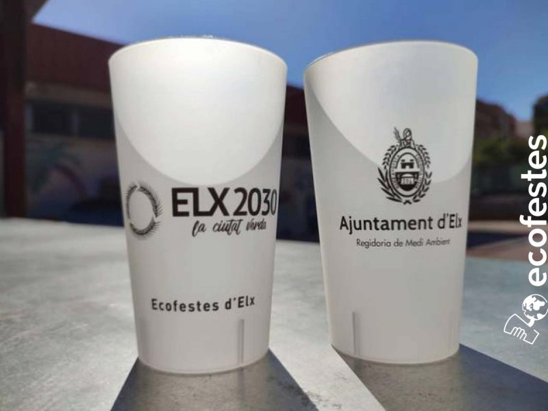 Medi Ambient reparteix 10.000 gots reutilitzables a les festes d’Elx