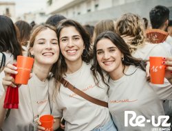 ¡Rasacrucis en la FM de Terrassa con los nuevos vibrantes vasos reutilizables!