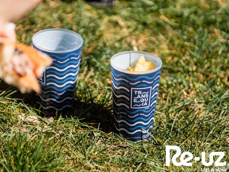 La Transéquiaren 15 urte edalontzi berrerabilgarriekin